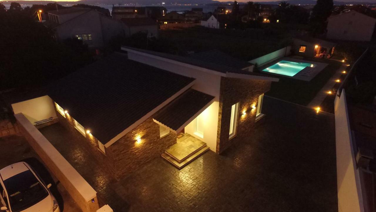 Casa Rural Con Piscina Vina De Millan O Grove Eksteriør bilde